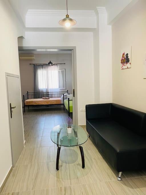 Modern 2Br Near Centre -5Min Wlk Apartment Patras Exterior photo